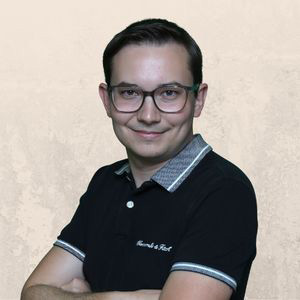  Raphael Becker